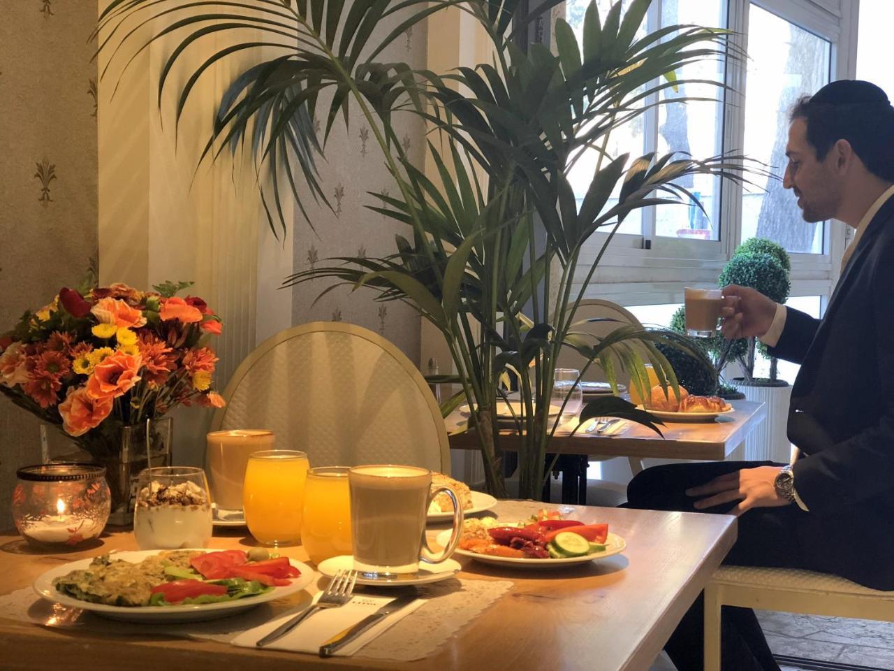 Hotel Litov - A Religious Boutique 2*